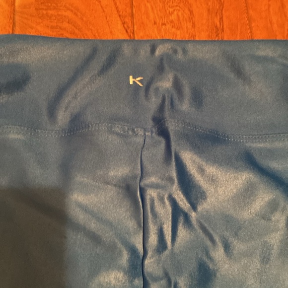 Koral leggings in Small - Picture 3 of 7